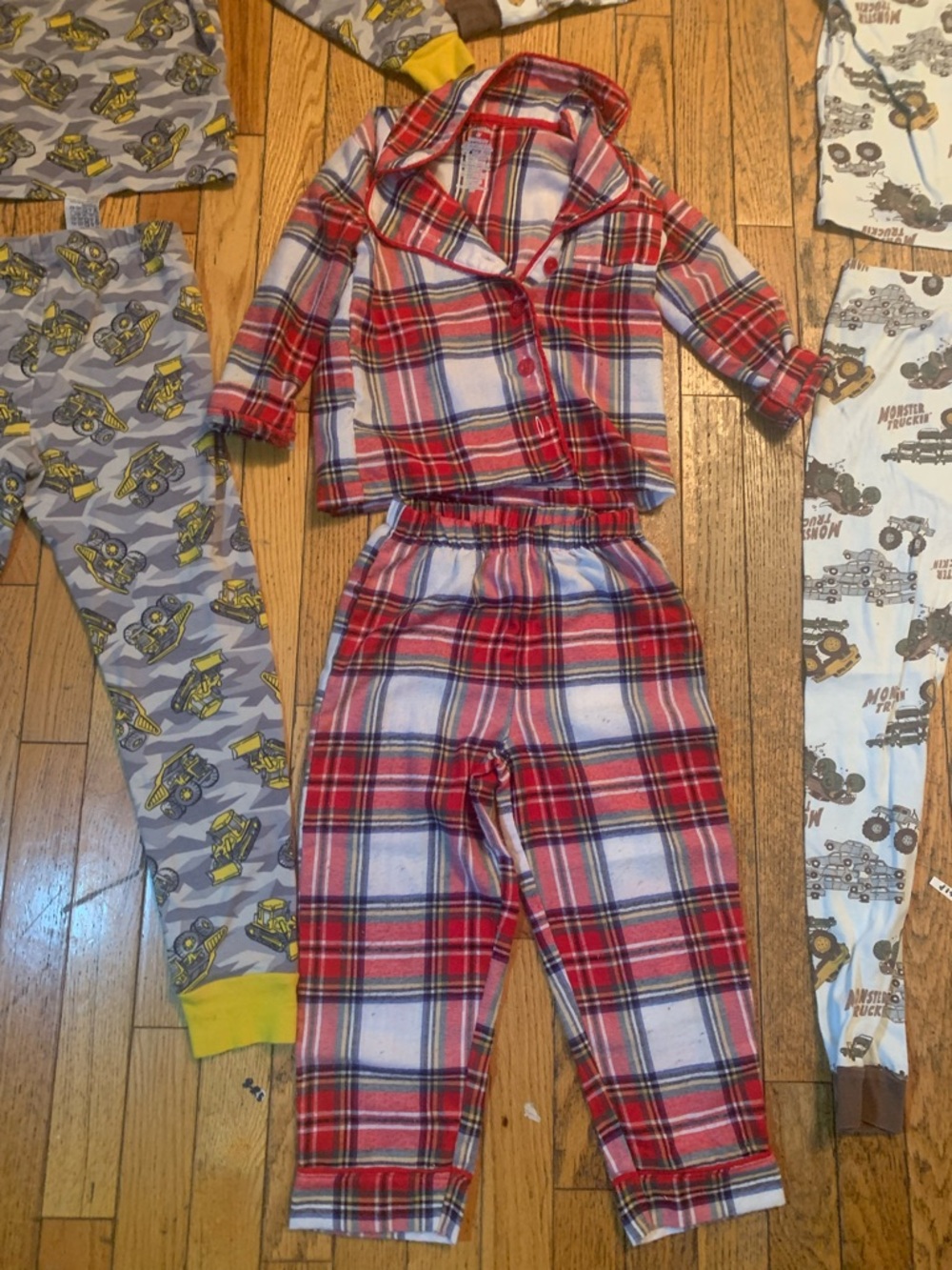 Kids pjs boys and girls 4t-12 - Picture 14 of 16